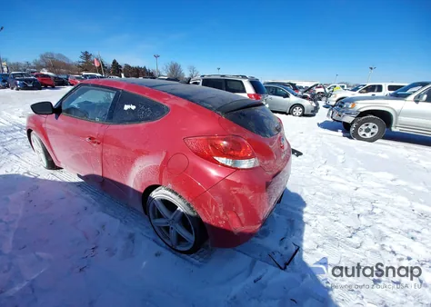 2013 Hyundai Veloster z USA, uszkodzony, nr VIN KMHTC6AD9DU142091